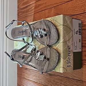J. Renee Women's size 7 M Heels - excellent preloved condition
